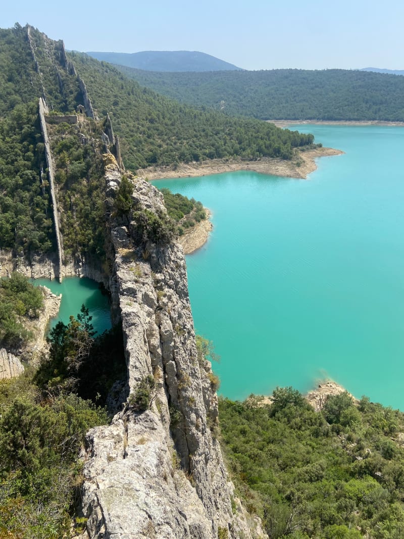 Murailles Finestras - Fet