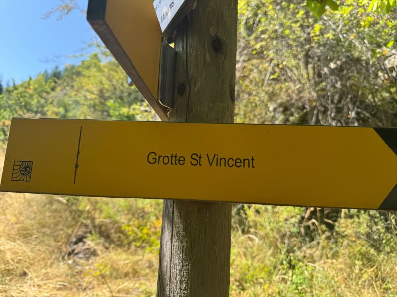 La grotte St Vincent - Le Castellard-Melan