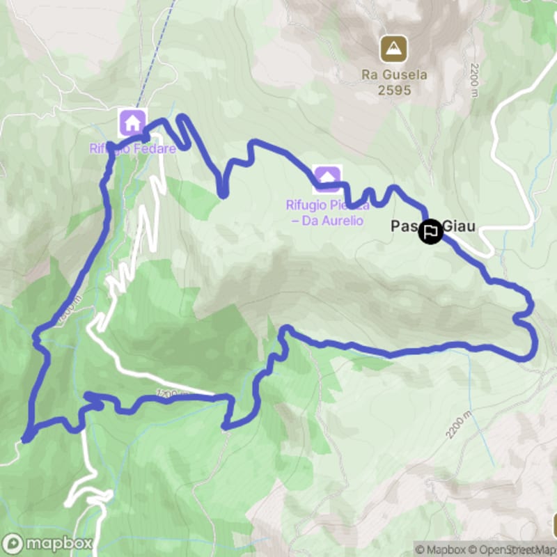 Randonnée à Passo Giau : exploration des paysages de Selva di Cadore