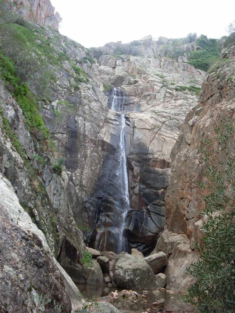 Randonnée à Villacidro : Exploration des paysages naturels de Giarranas