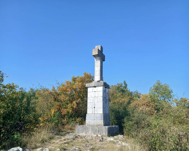 Croix du Picon et boucle du Mont Picon Garros - Gourdan-Polignan
