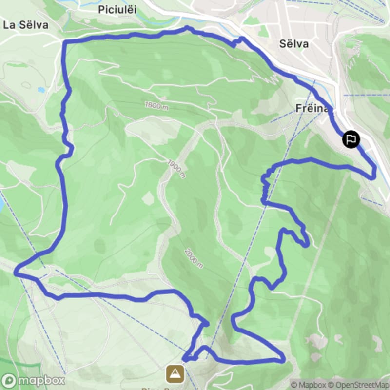 Randonnée à Sëlva : Exploration des sentiers nature au départ de Frëina - Selva di Val Gardena