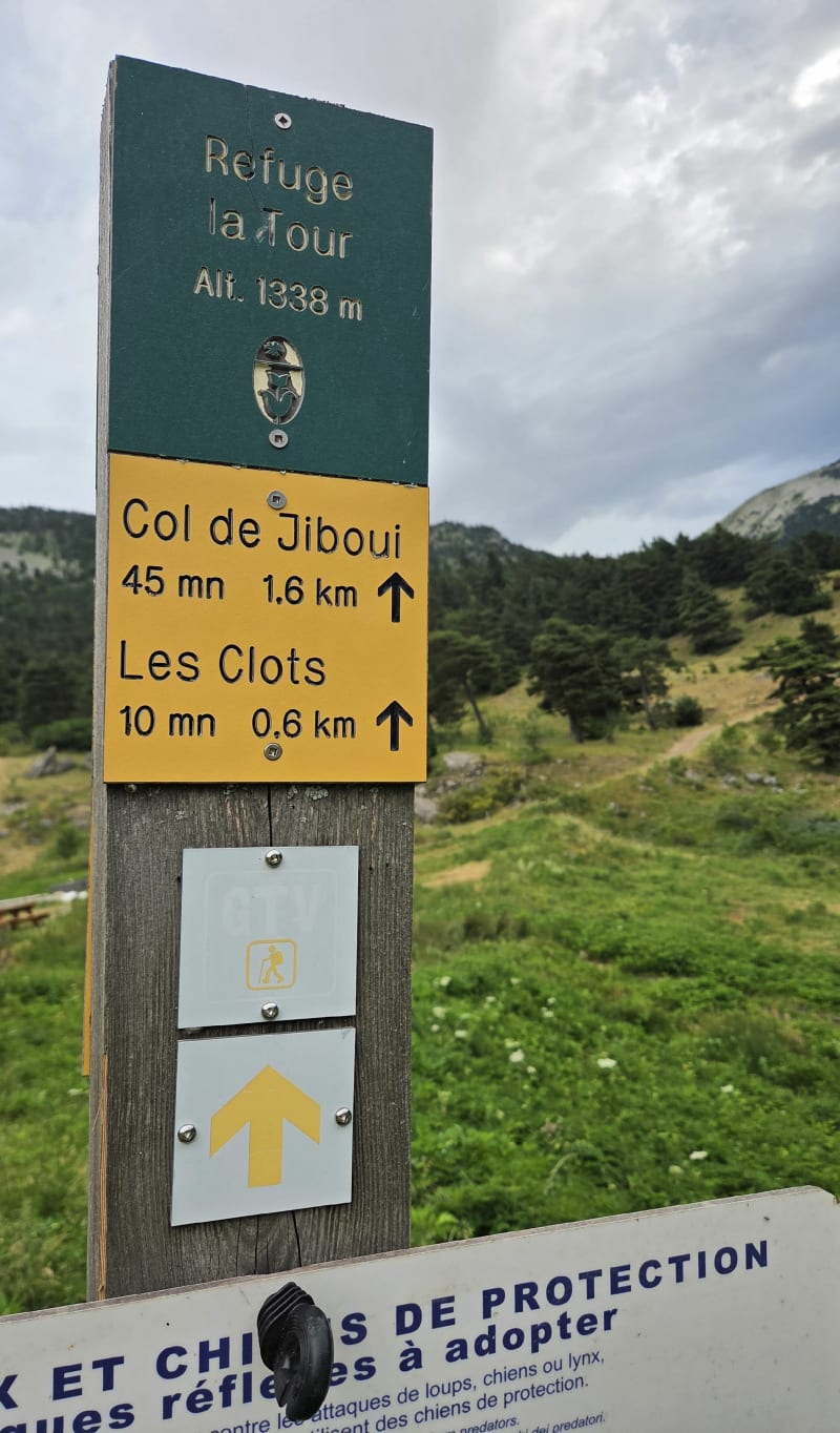 Refuge de la Tour - Col de Jiboui - Mont Barral et Col Menée - Glandage