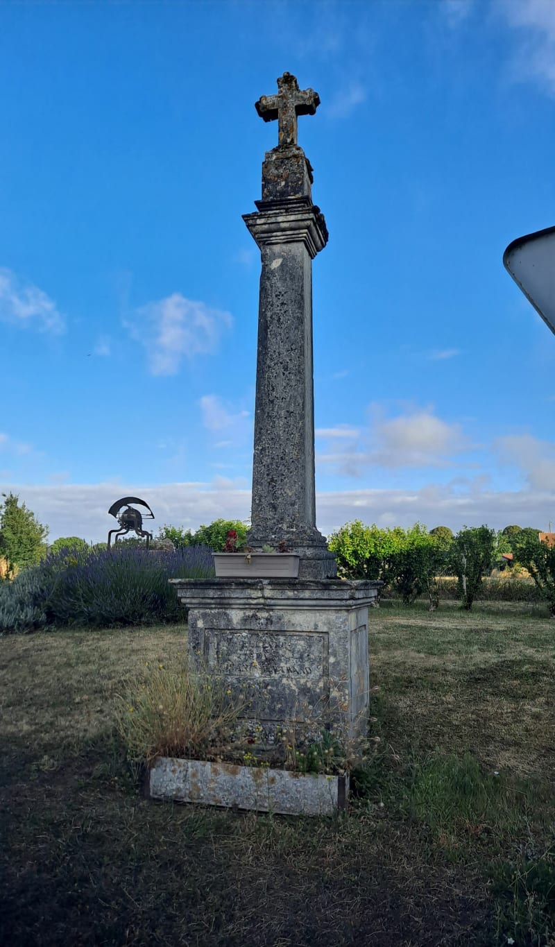 Rejoindre la voie romaine depuis Champagné-Saint-Hilaire - Champagné-Saint-Hilaire