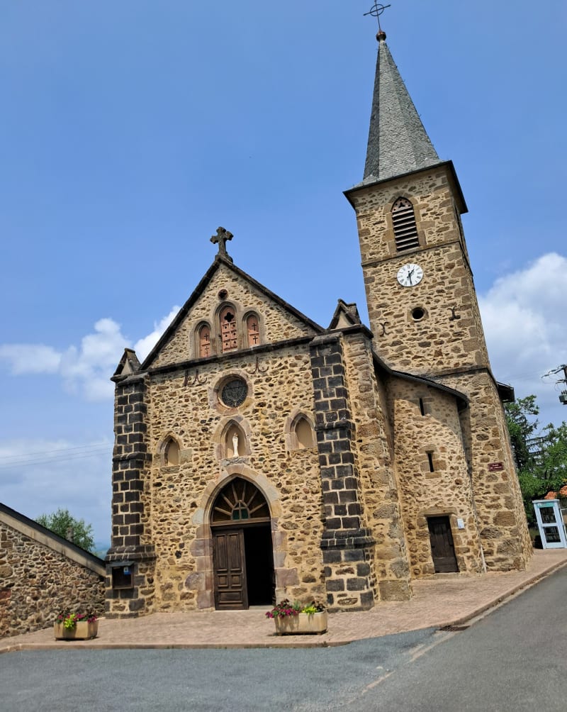 Agnac par le château de Pagax - Flagnac