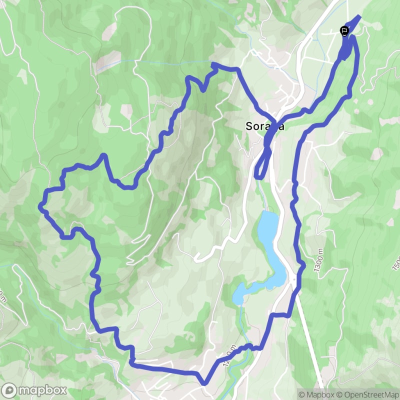 Randonnée à Soraga di Fassa: Exploration des paysages alpins