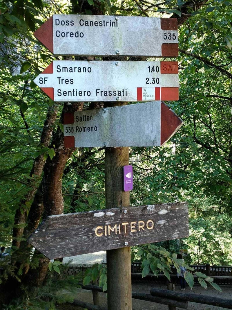 Randonnée à Sanzeno : Découverte culturelle et nature au Trentino-Alto Adige - Sanzeno