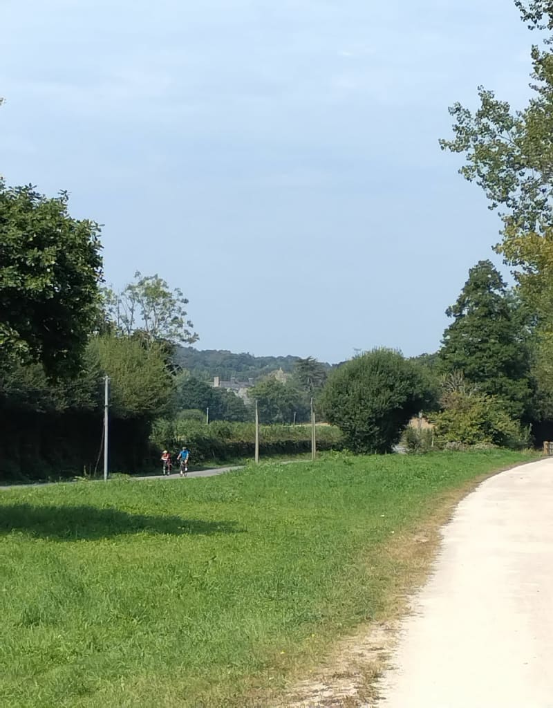 Bricquebec et l'Abbaye Notre -Dame de Grace - Bricquebec-en-Cotentin