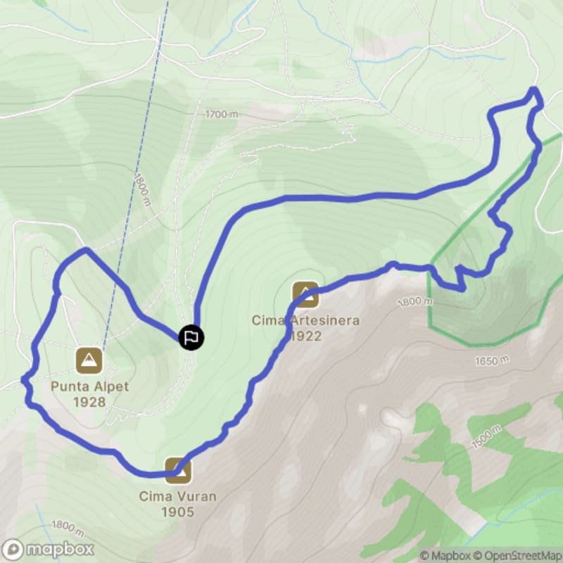 Randonnée à Cima Artesinera au départ de Borgo Stalle Lunghe, Piemonte