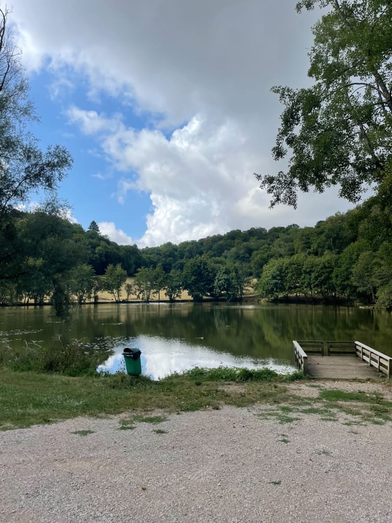 Autour du domaine thermal à Miers - Miers