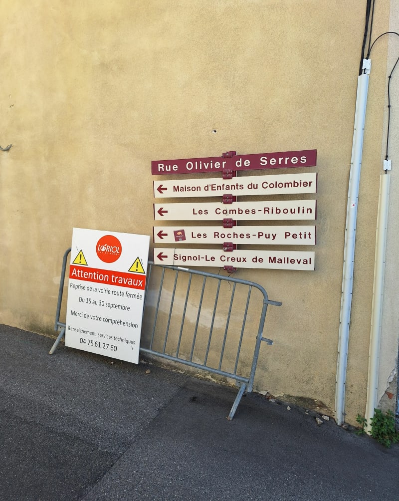 Balade en aller retour sur les hauteurs de Loriol par les Roches - Loriol-sur-Drôme