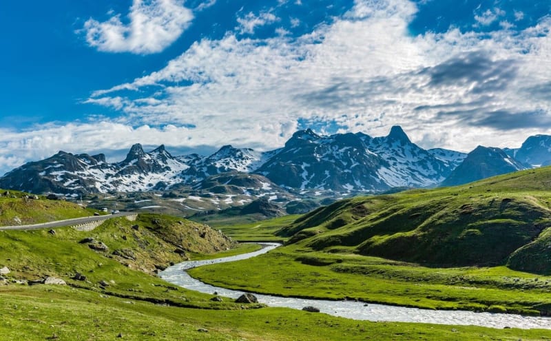 Vue sur le col du Pourtalet à Laruns.