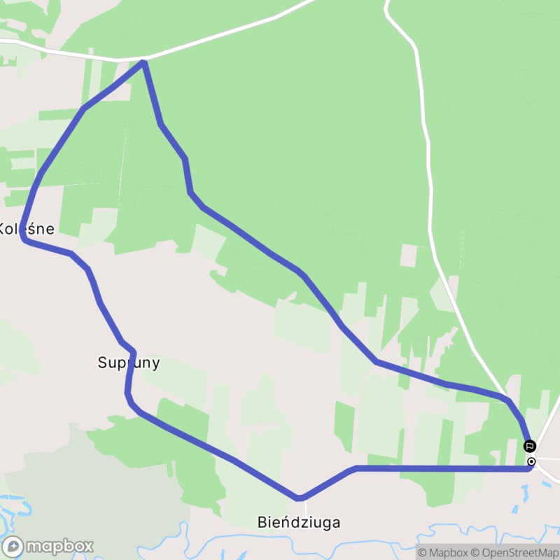 Ścieżką przez lasy - spacer średnio trudny o długości 8,8 km zaczynający się w Suszczy. - Suszcza