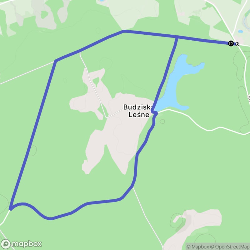 Łatwa, 5.4 km trasa turystyczna rozpoczynająca się w Budziskach.\n - Budziska