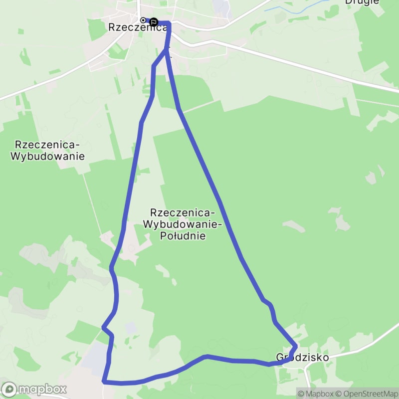 Średni poziom trudności, 11,3 km dystansowy spacer od Rzeczenicy.\n - Rzeczenica