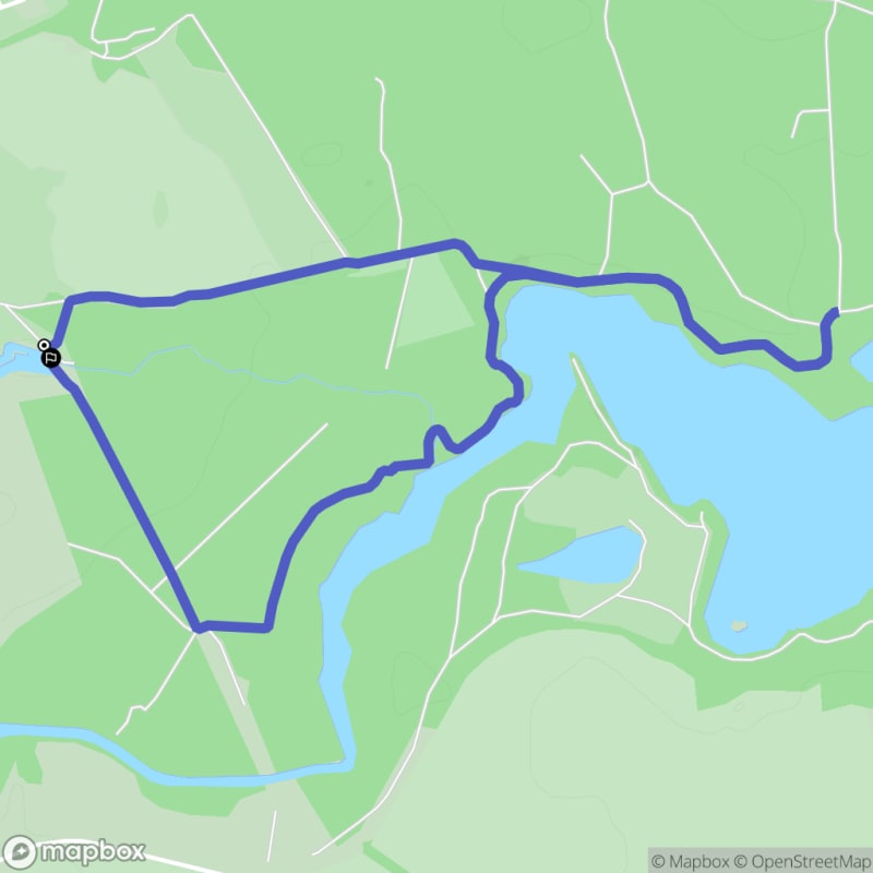 Łatwa pieszałka w Bielkowie o długości 4,3 km o poziomie trudności łatwego - taki mógłby być tytuł w polskim języku. - Bielkowo