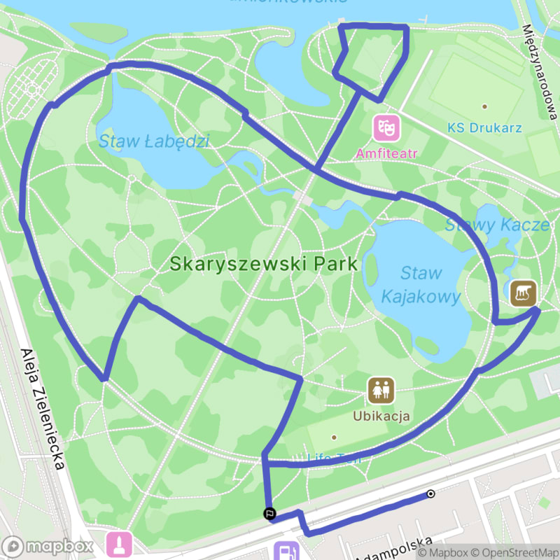 Trudna wędrówka po parku o długości 3,1 km: wodospad, ogród różany i kioski informacyjne. - Warszawa