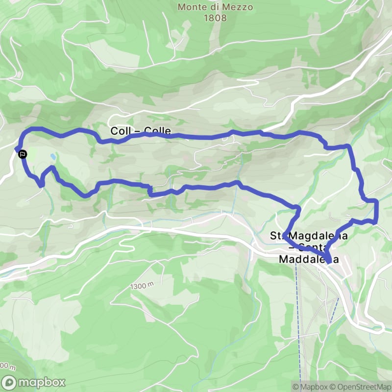 Randonnée à Villnöß - Funes au départ de St. Peter - San Pietro