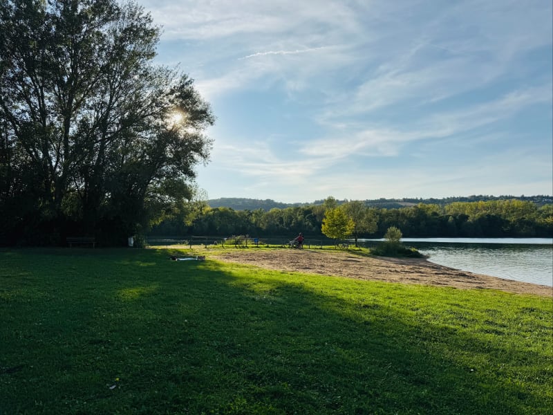 Tour du plan d’eau d’Anse - Anse