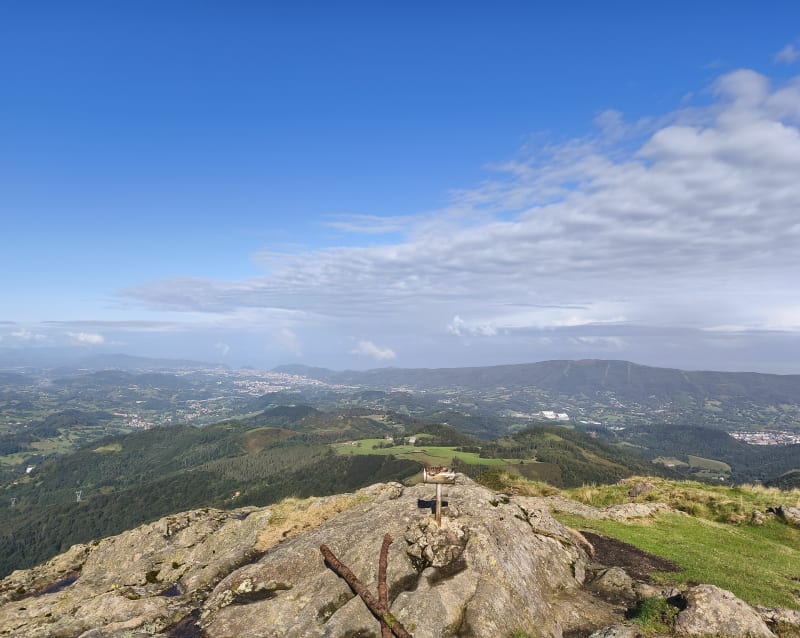 Dans les hauteurs des Trois Couronnes - Irun
