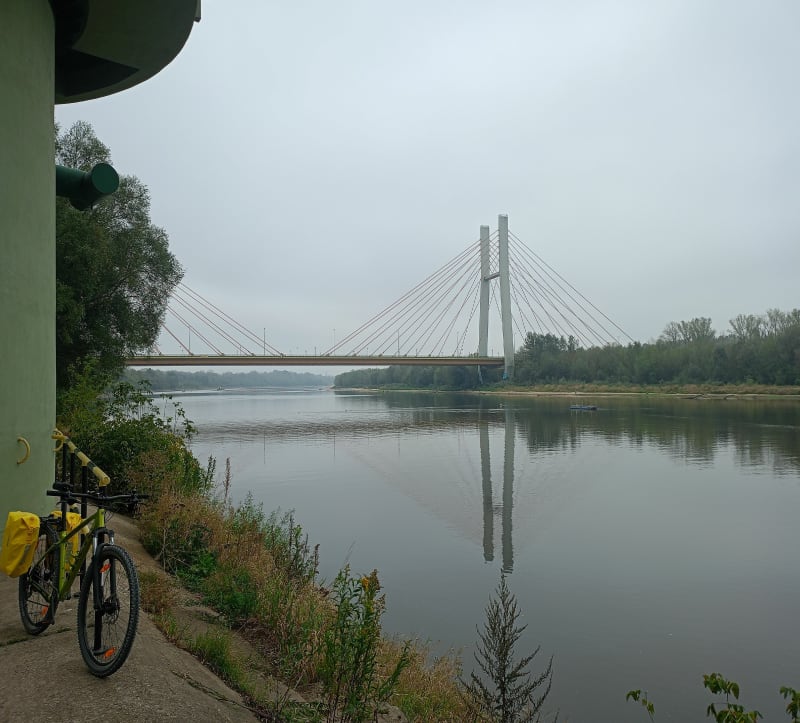 Po kamieniach,między krzakami,pod mostami - Warszawa