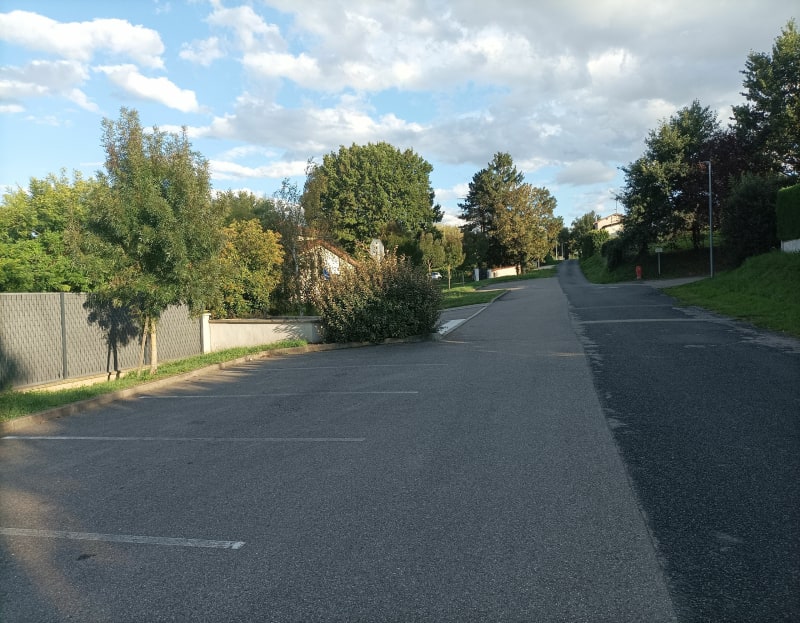 Tour facile dans Toussieux - Toussieux