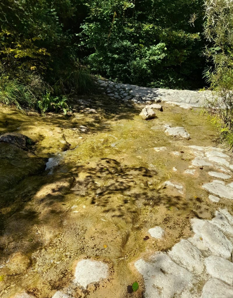 Pont des chartreux direction grotte frochet - Saint-Laurent-en-Royans