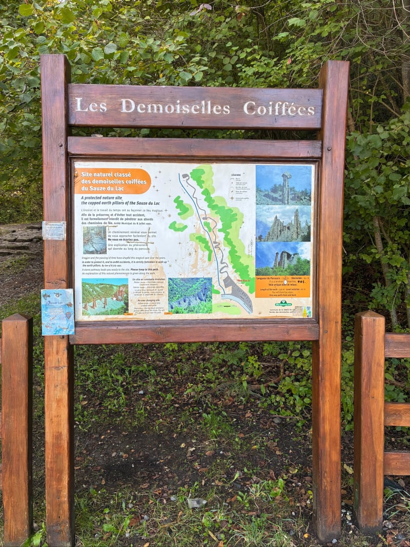 Les Demoiselles Coiffées à la Pignée - Le Sauze-du-Lac