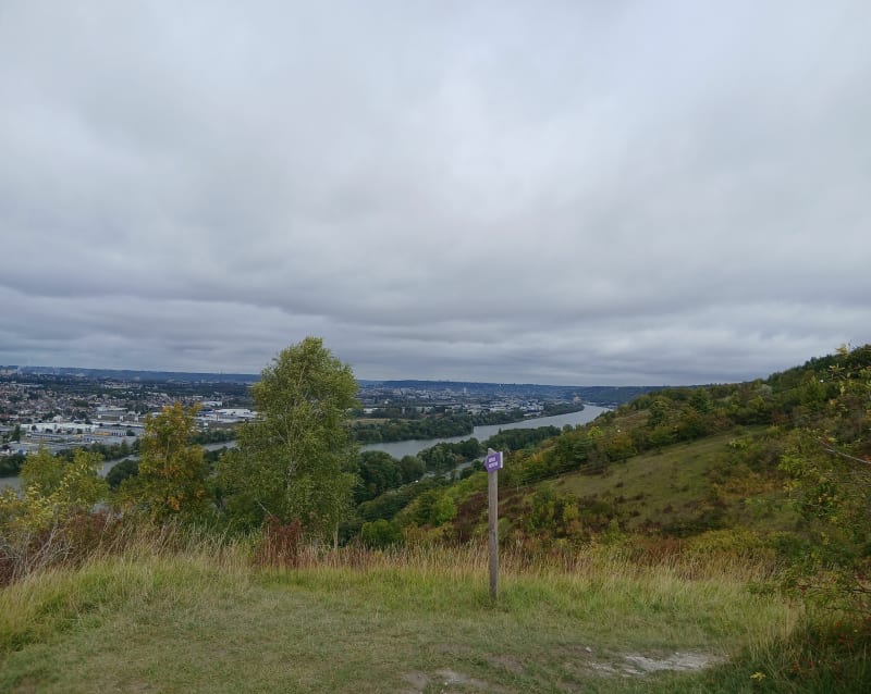 Tour du plateau Est de Rouen et vue panoramique - Bonsecours