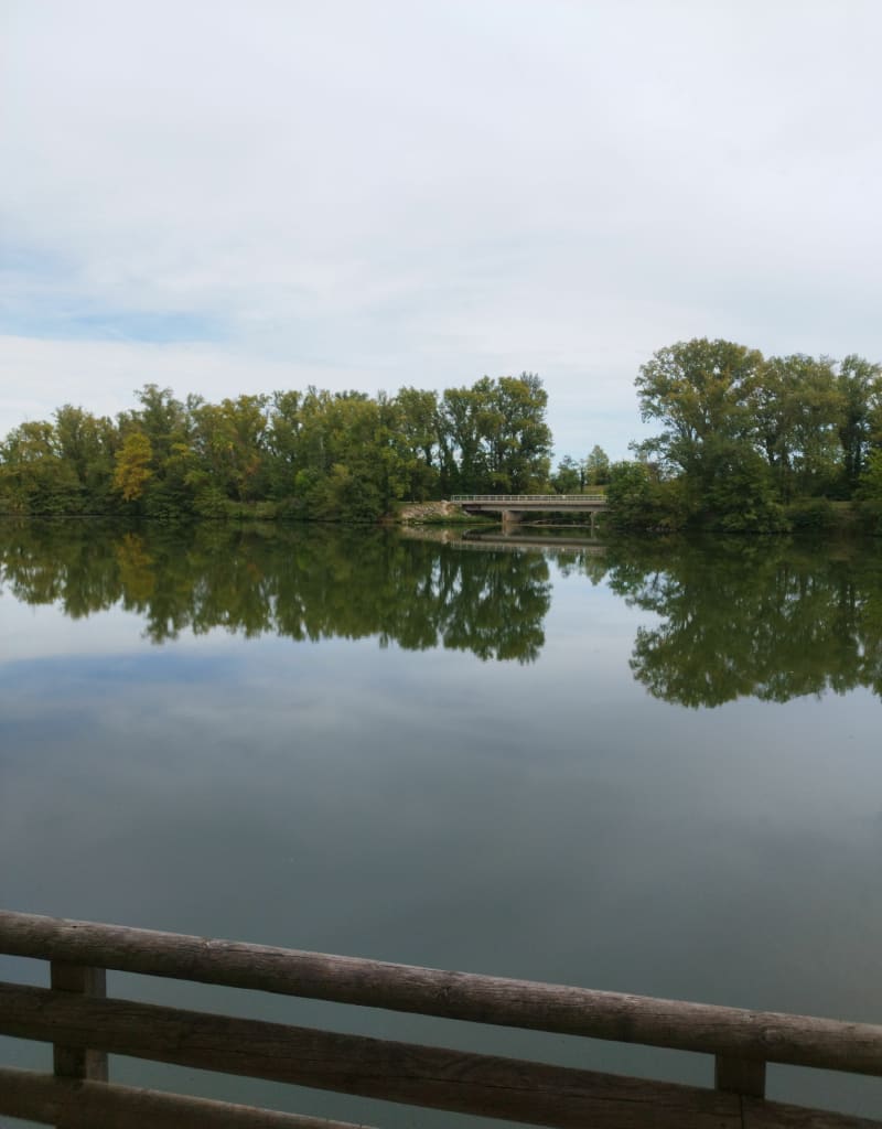 Balade autour du Lac des Pierrelles - Glun