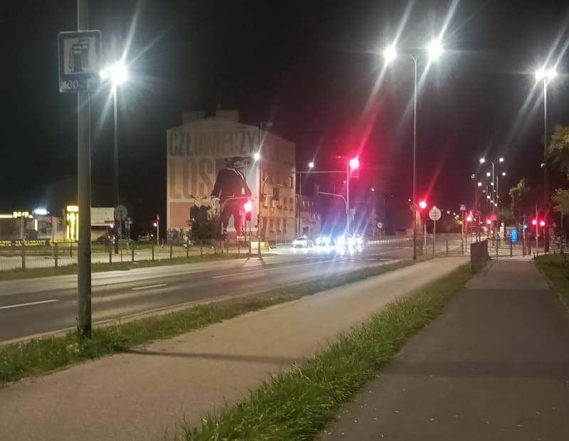 Pod przejazd i z powrotem. - Warszawa