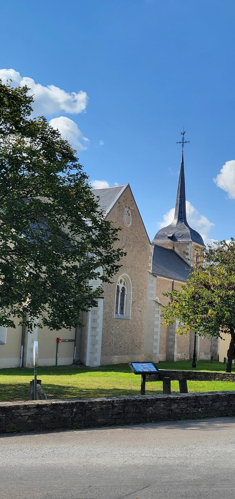 Cheix-en-Retz, son marais, son mégalithe - Cheix-en-Retz