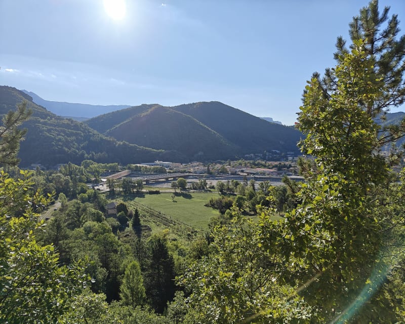 De la Dalle aux ammonites au ruine du Givaudan - Digne-les-Bains