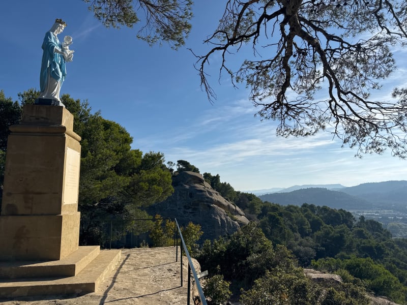 Tour par les grottes de Calès à Lamanon. - Eyguières