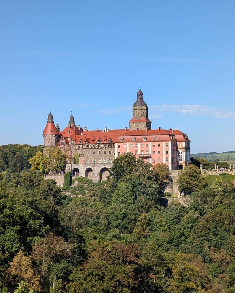 Zamek to nie wszystko. Odkryj prawdziwą magię na szlakach. - Wałbrzych