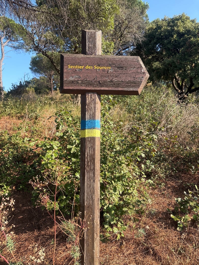 Tour de Gassin et village, par Riboty - Gassin