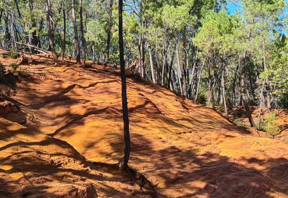 Les Ocres de Mormoiron : rando colorée dans le Vaucluse