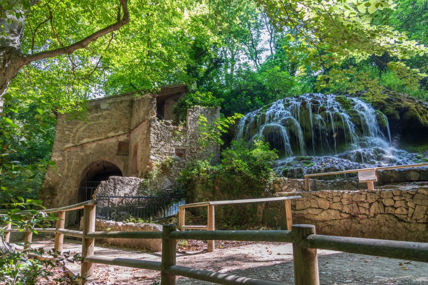 Vallée de Saint Pons : balade verte près de Gémenos