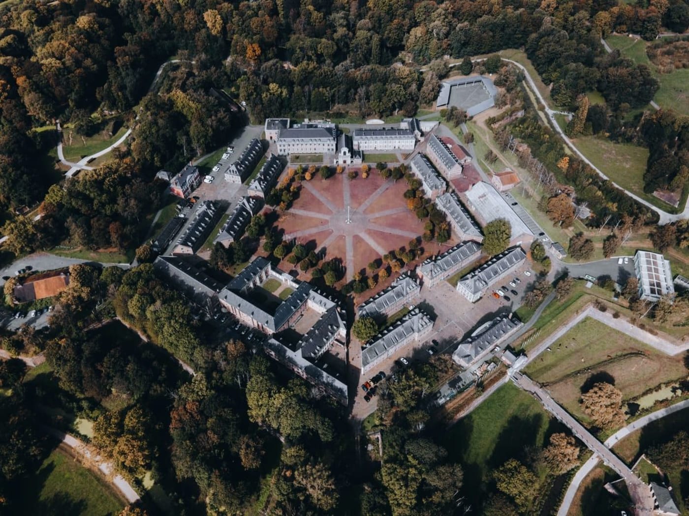 Balade Citadelle de Lille : vue aérienne de la citadelle à l'automne