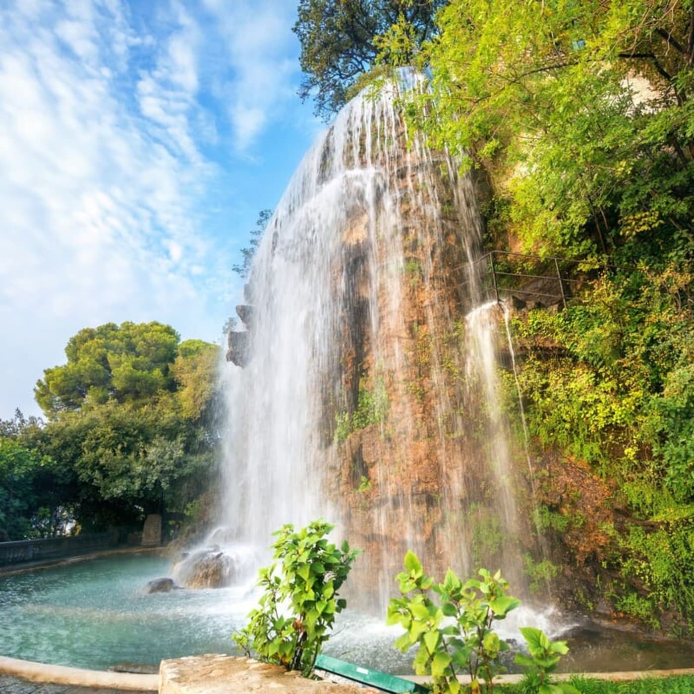 Balade à Nice : cascade sur la colline du château de Nice