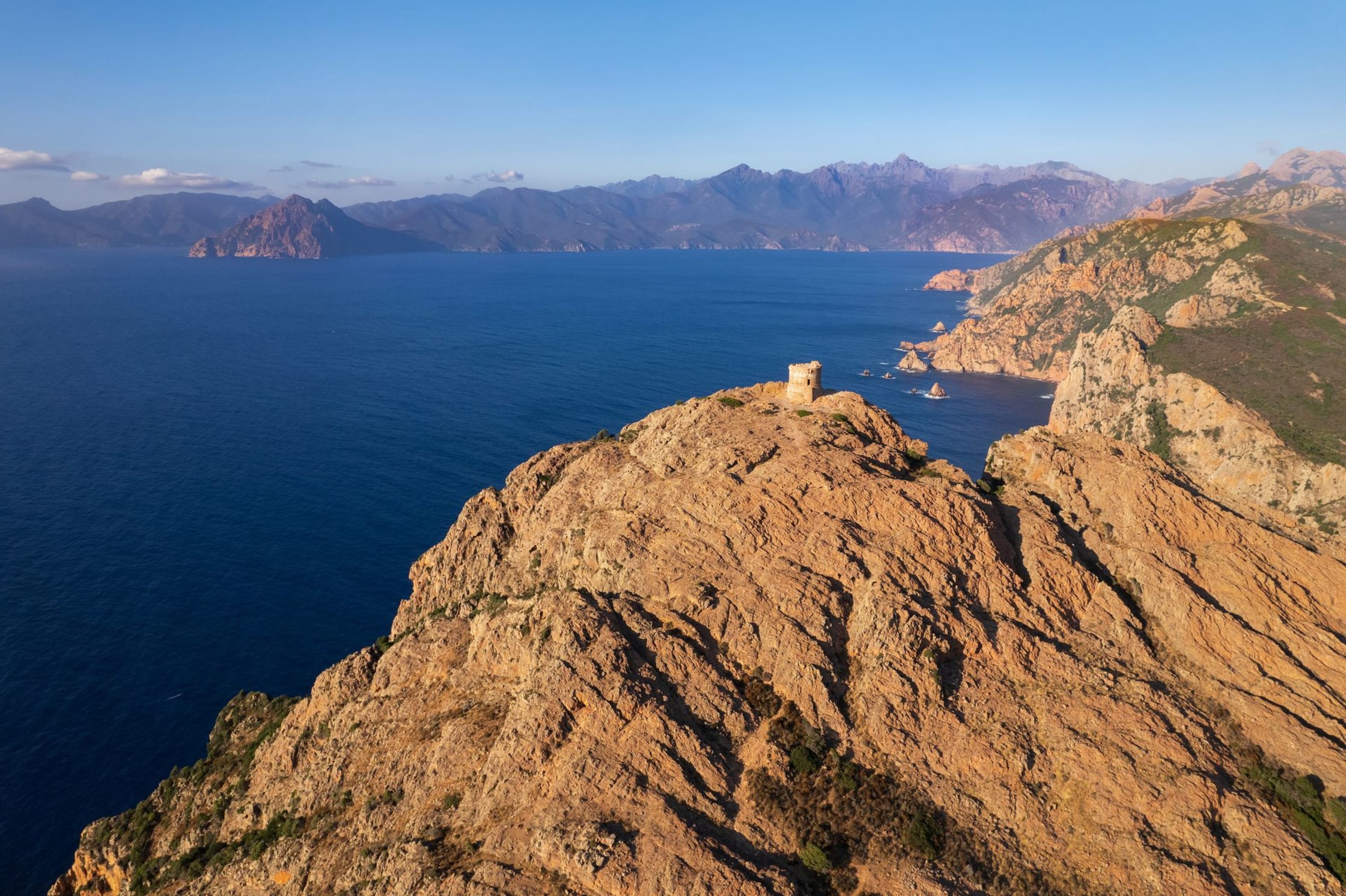 Capo Rosso : randonnée panoramique en Corse du Sud