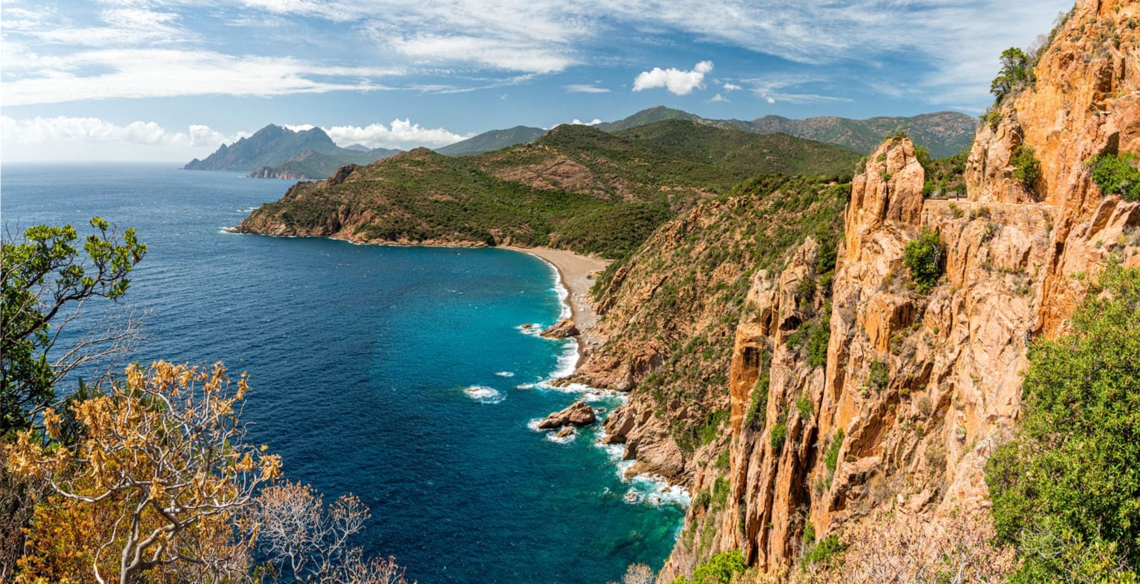 Randonnée Piana : vue sur les plus belles calanques de Corse et la Méditerranée