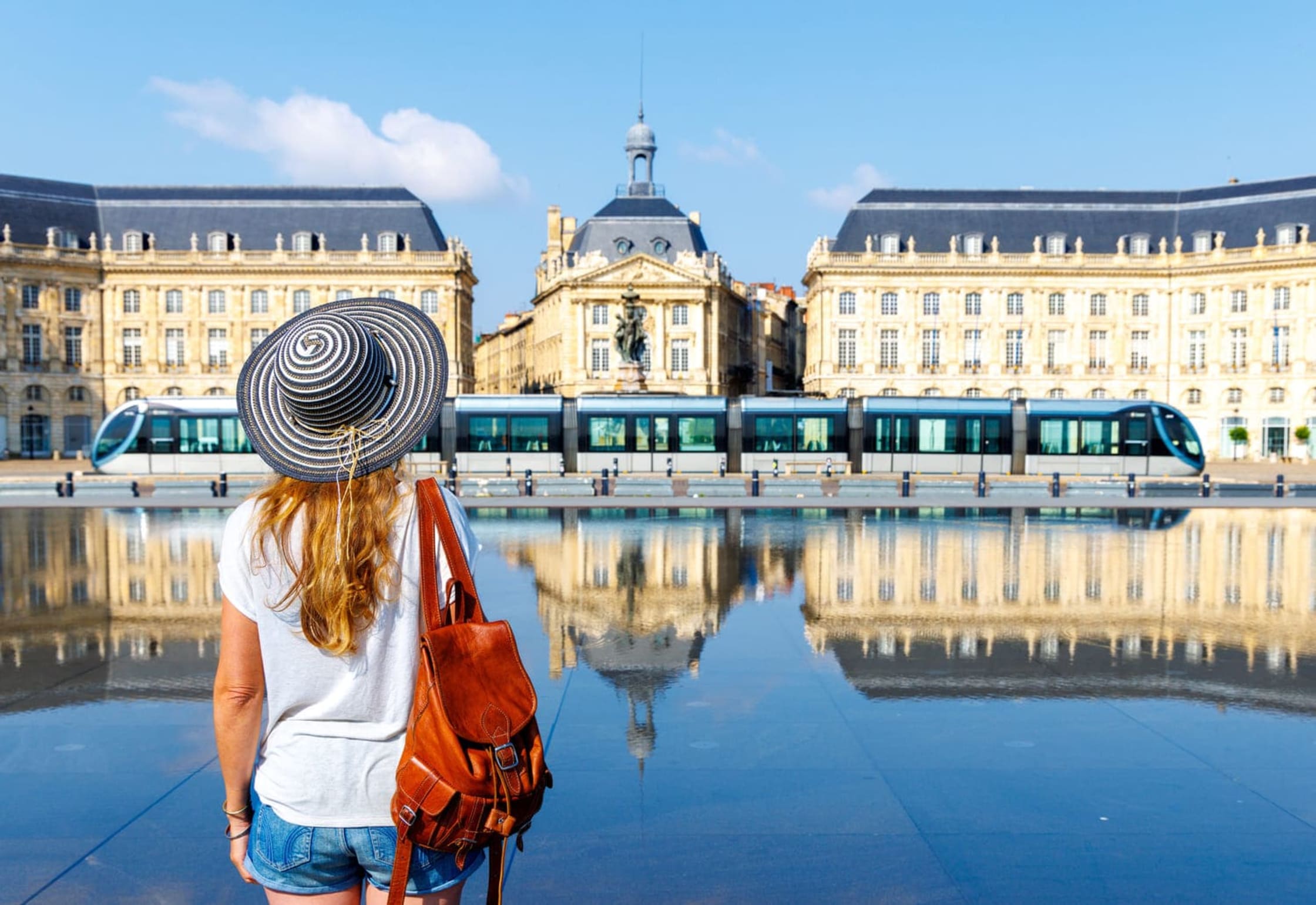 Balade à Bordeaux, avec vue sur le miroire d'eau et la place de la Bourse