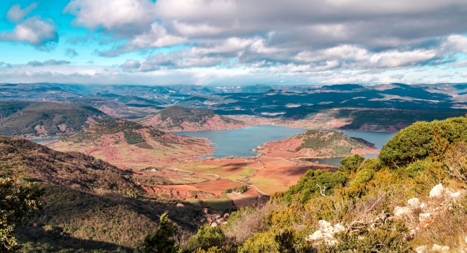 Le lac du Salagou vu depuis le Mont Liausson