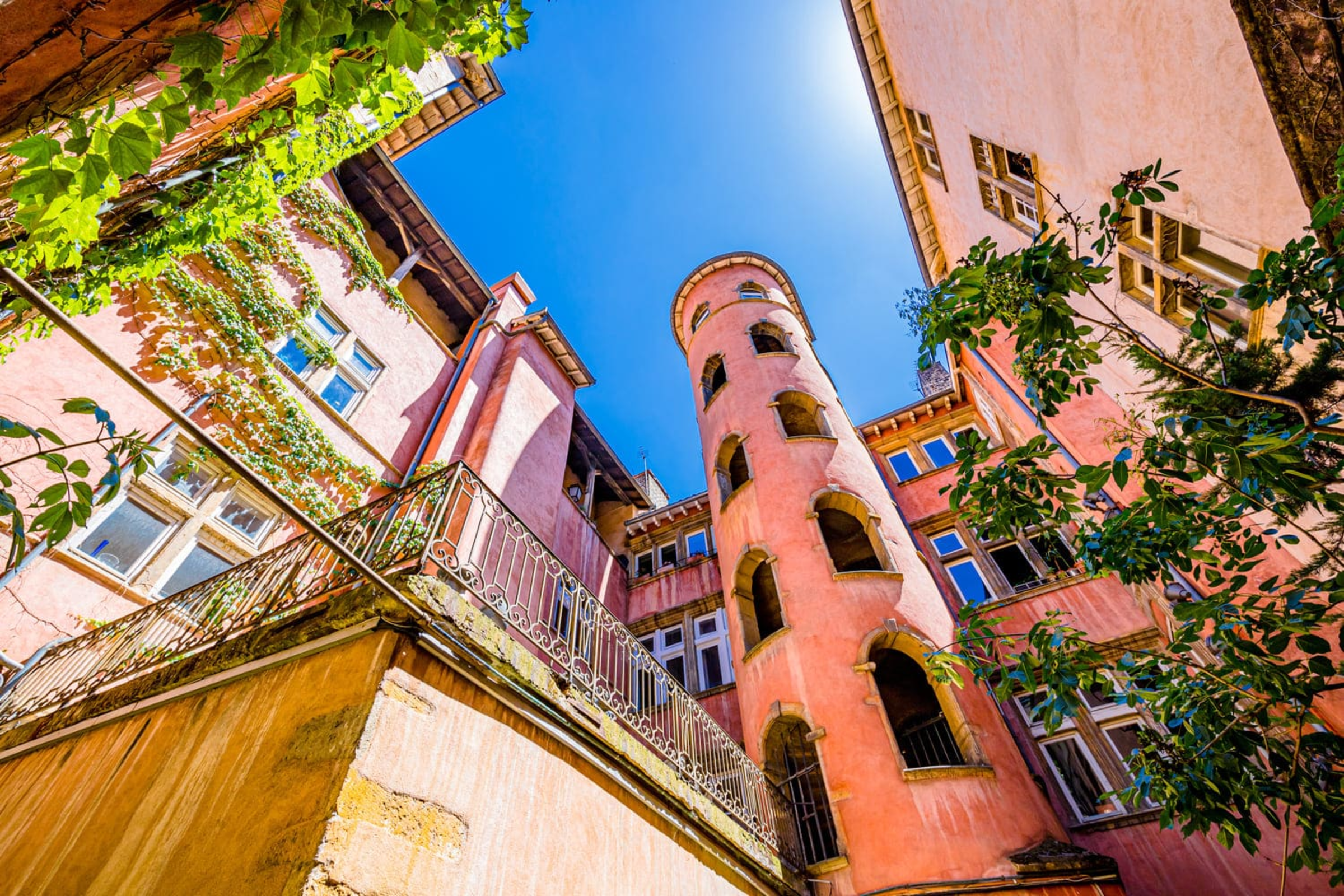 Le Vieux-Lyon et ses bâtiments colorés