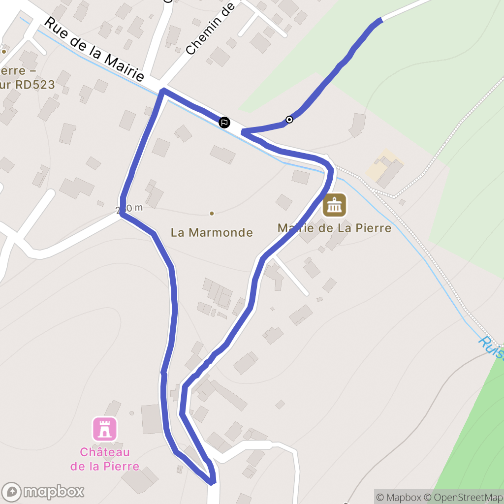 La Pierre : carte du parcours de randonnée - France