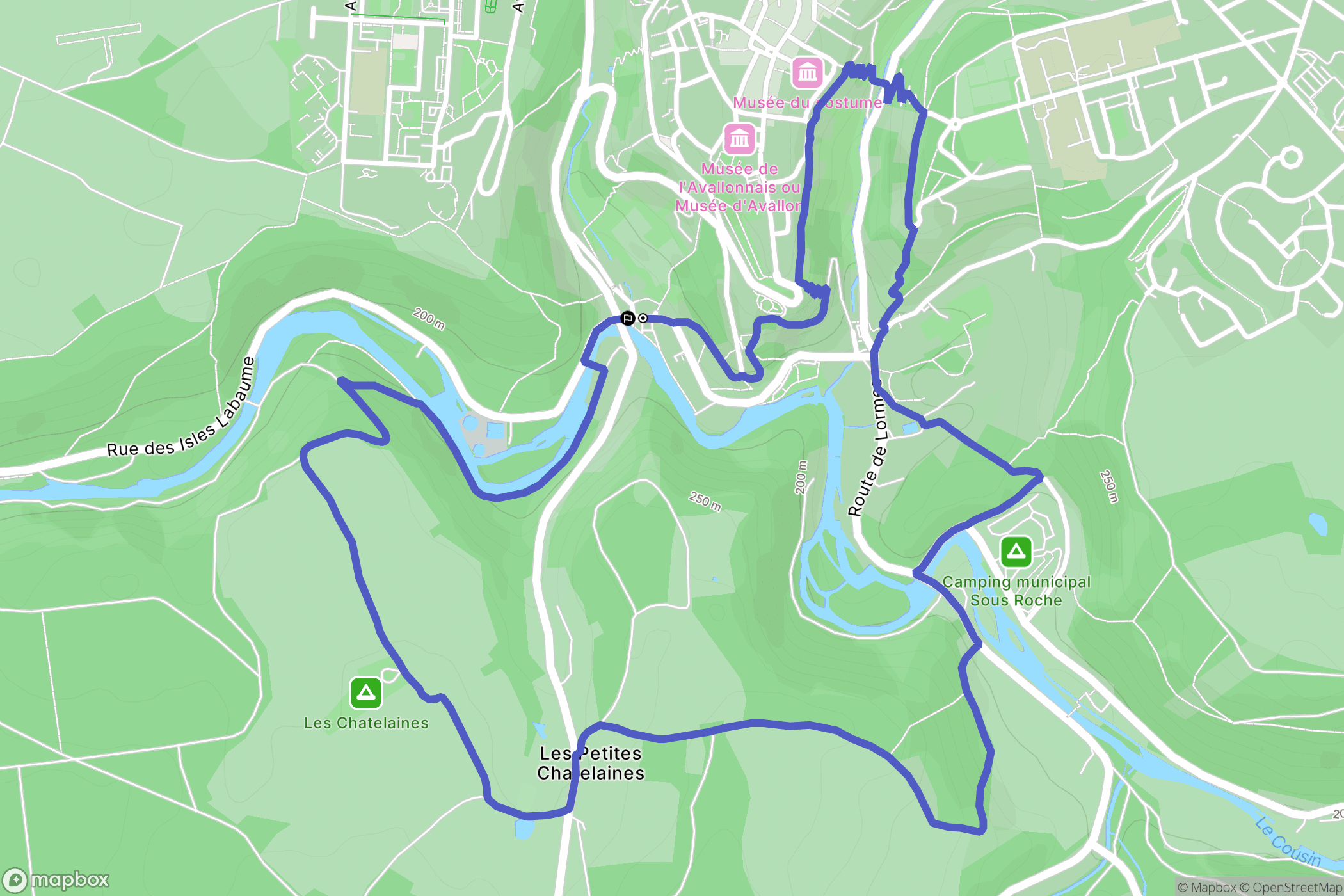 Avallon: routekaart voor buitenactiviteiten - France