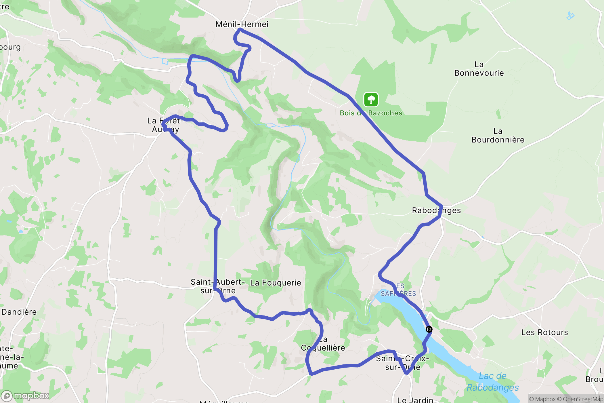 Putanges-le-Lac: routekaart voor buitenactiviteiten - France