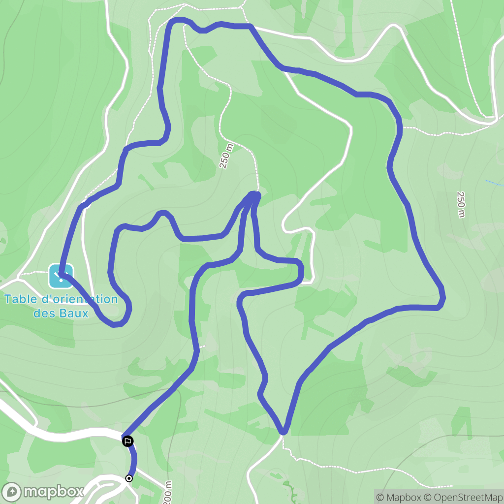 Les Baux-de-Provence : carte du parcours de randonnée - France