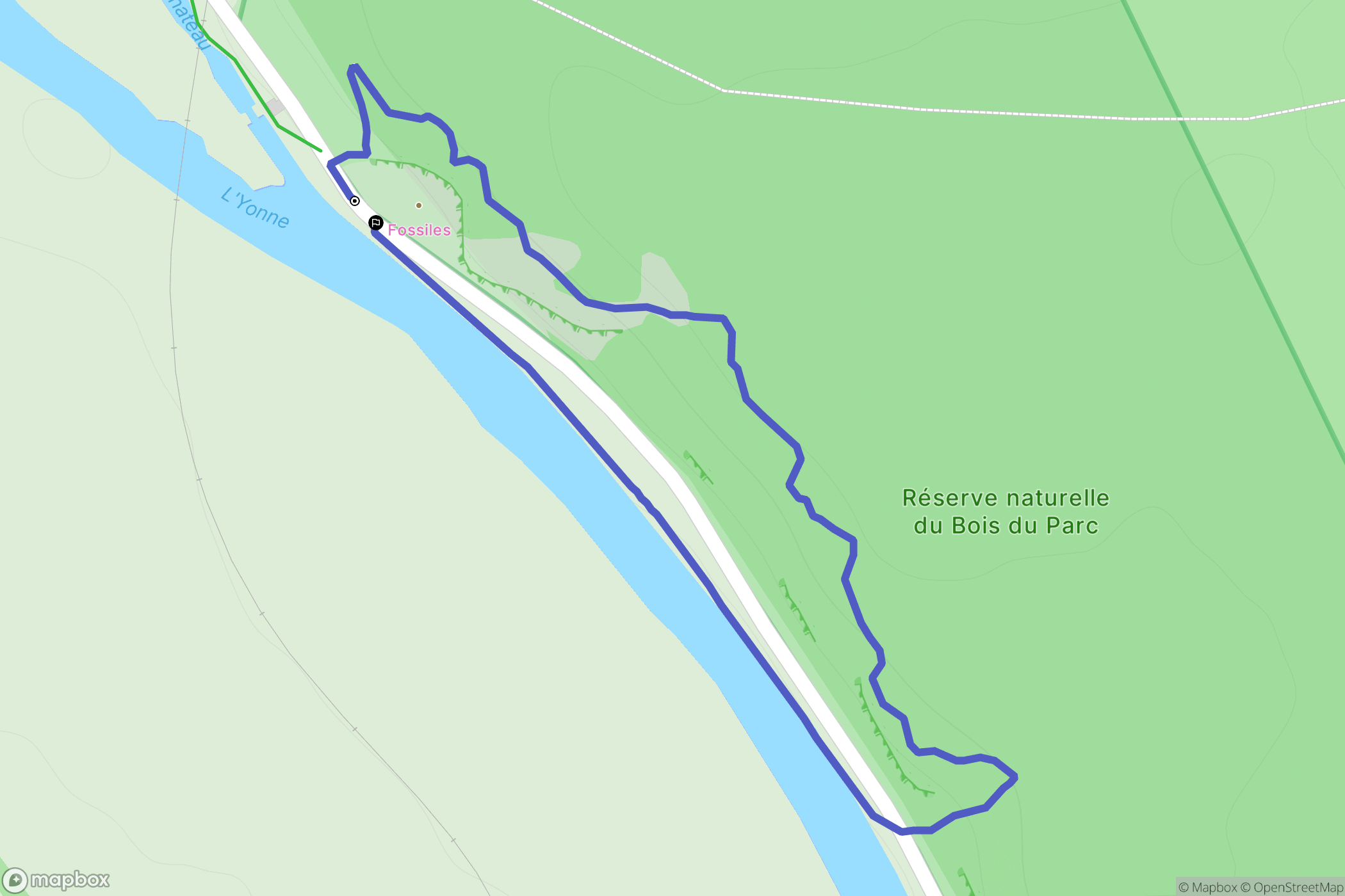 Mailly-le-Château : carte du parcours de randonnée - France